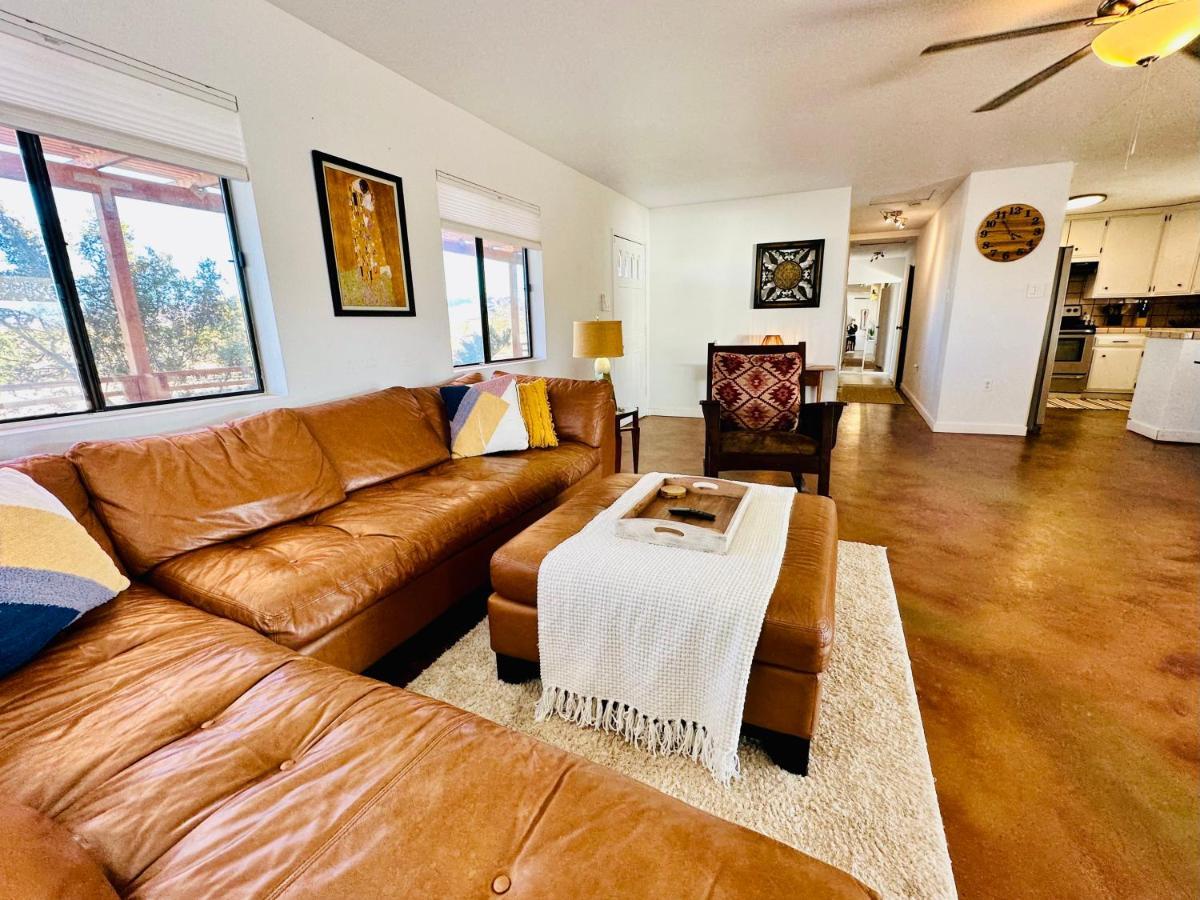 Ravens Nest Ranch, Fire Pit , Views, Near Jt Park! Villa Joshua Tree Exterior foto