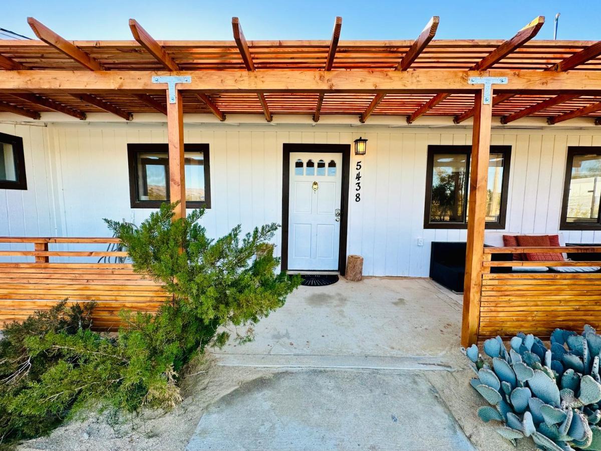 Ravens Nest Ranch, Fire Pit , Views, Near Jt Park! Villa Joshua Tree Exterior foto
